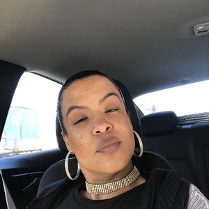 Meet your Posher, Natalie